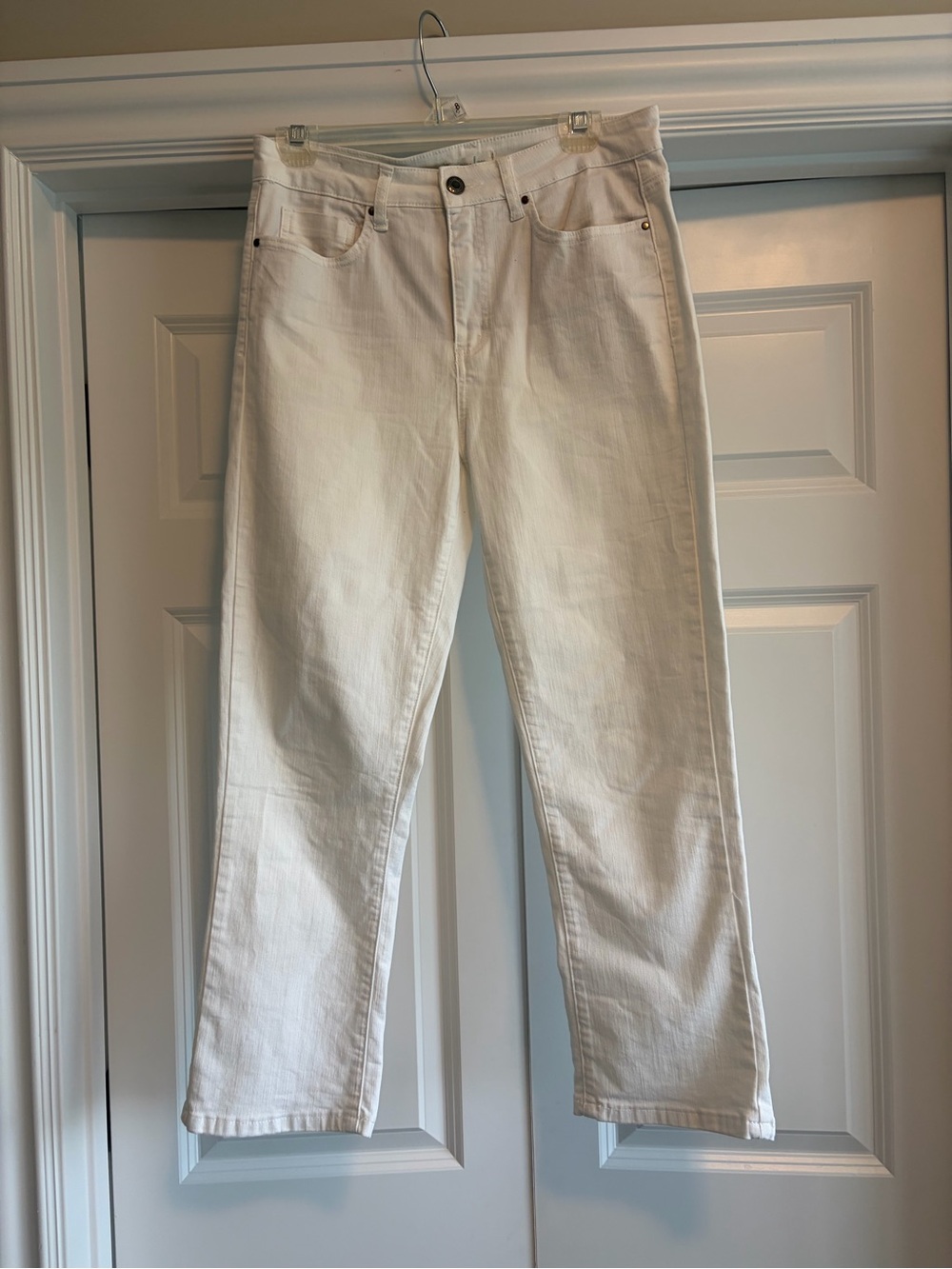 Grace and Lace white cropped jeans